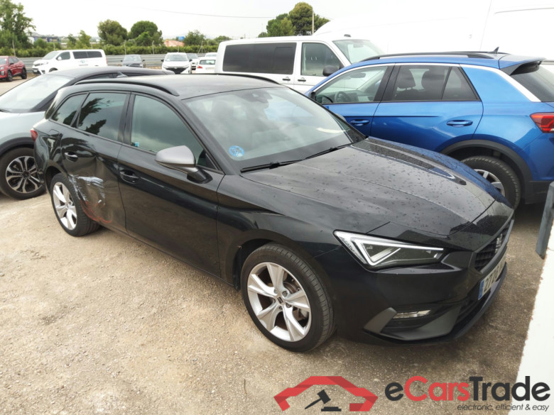 SEAT Leon 1.5  1.5 PHEV DSG 204cv FR Automatico Sport Tourer(Winterpack) #1