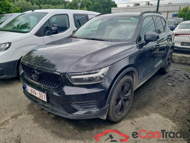 VOLVO - VOL XC40 T2 129PK Momentum Core         ***      CLUTCH OUT    -     KUPPLUNG DEFEKT   !     ***          With Sensus Navigation & Winter & Park Assist Pack   * PETROL * #1