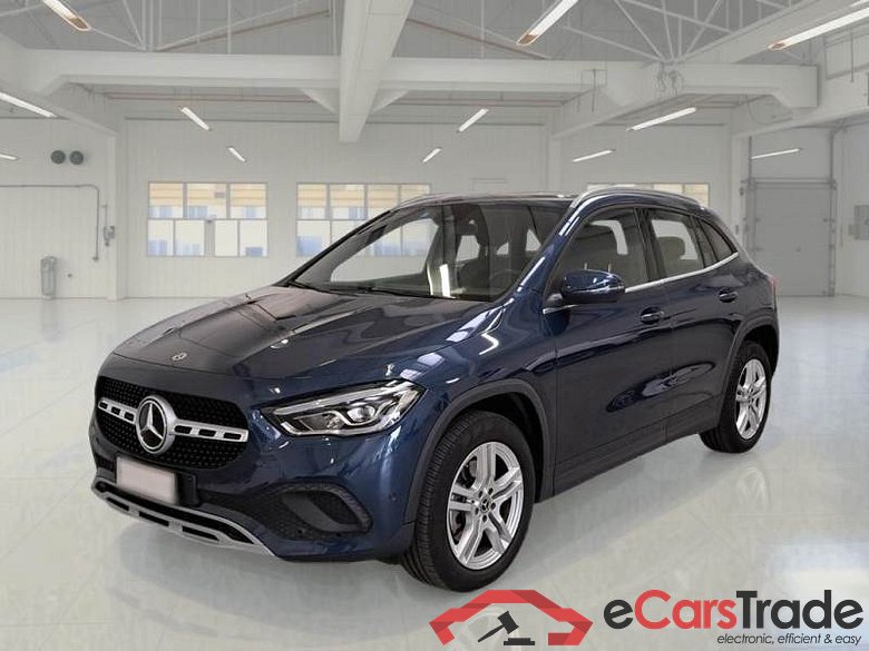 MERCEDES-BENZ GLA / 2020 / 5P / CROSSOVER GLA 250 E PLUG-IN HYBRID AUTO BUS EXTRA