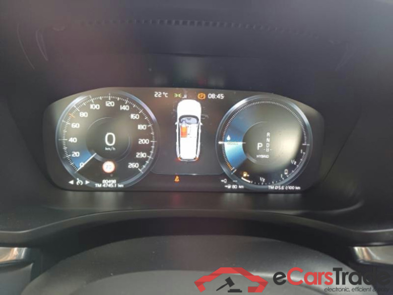 VOLVO V60 / 2019 / 5P / STATION WAGON T6 PLUG-IN AWD AUTOM.INSCR.EXPR. #4