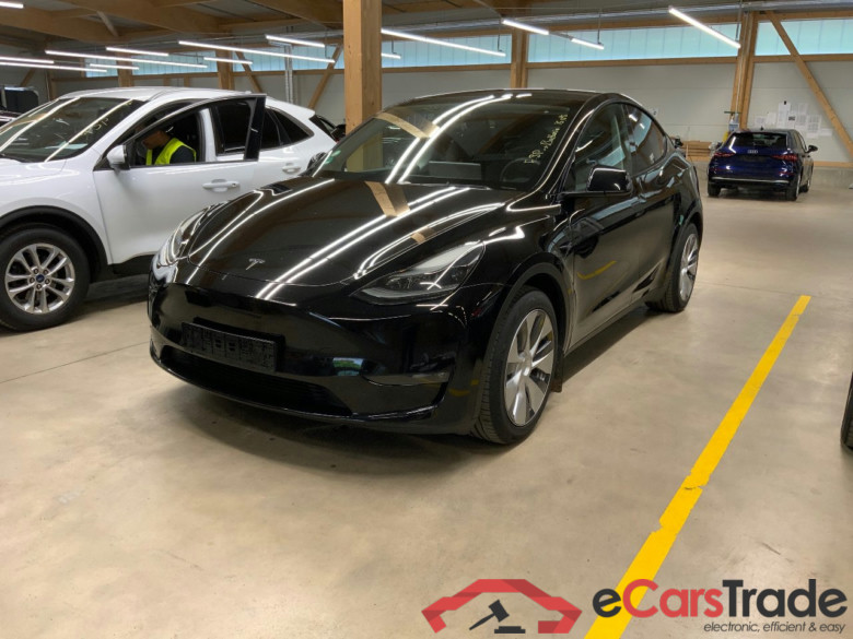 TESLA Model Y Long Range Dual Motor AWD 5d 378kW #1