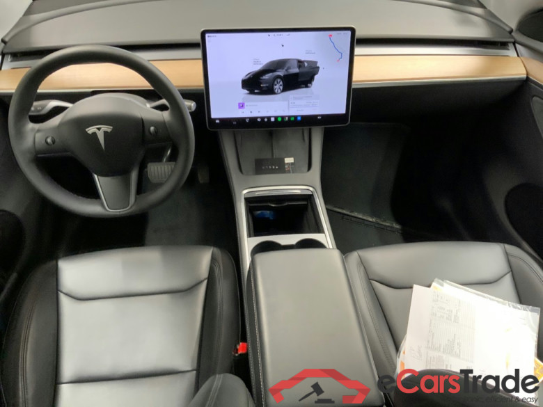 TESLA Model Y Long Range Dual Motor AWD 5d 378kW #3