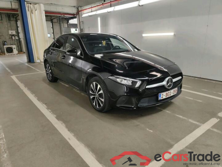 Mercedes A-Klasse Limousine A-Klasse Limousine A 250e Business Solution (PHEV) 160kW/218pk  4D/P Auto-8 #2