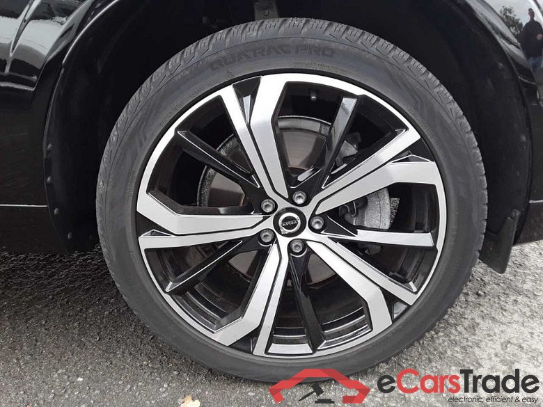 Volvo XC60 (03.2017->) DE - SUV5 B5 (Benzin) AWD EU6d, Ultimate Dark Mild-Hybrid, (Facelift) 2022 - 202 #4