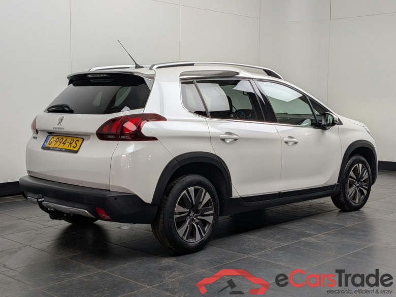 PEUGEOT 2008 1.2 PureTech Allure #3