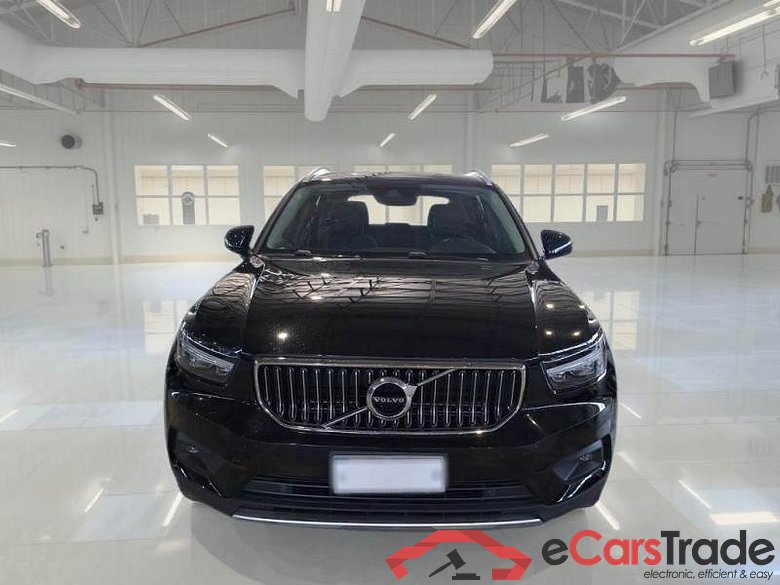 VOLVO XC40 / 2017 / 5P / SUV T4 PLUG-IN HYBRID AUTO RECH INSCRIP EXPR #6