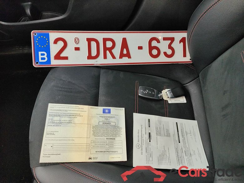 Mercedes-Benz CLA Shooting Brake CLA 250 e AMG Line 5d #4