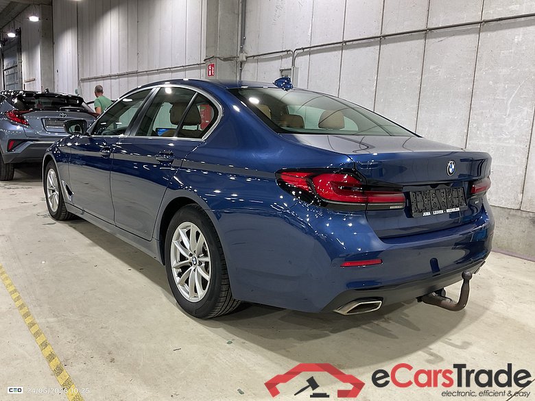 BMW 5 SERIES BERLINE 2.0 518D 100KW AUTO #3