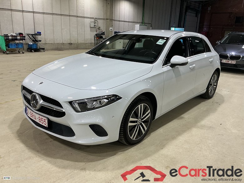 MERCEDES-BENZ A-CLASS 1.3 A 250 E DCT BUSINESS SOLUTION