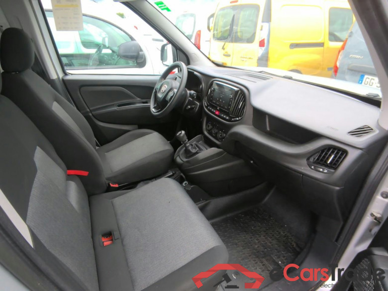 DOBLO CARGO MJET 105 PRO LOUNGE #3