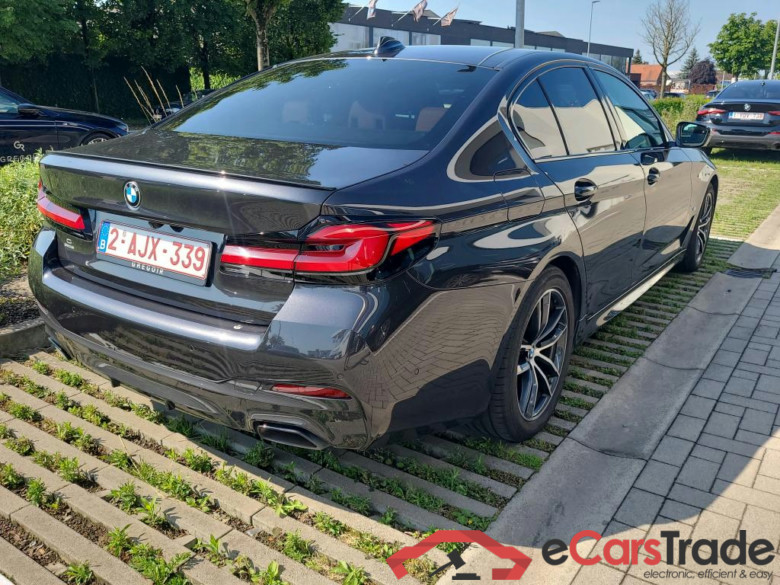 BMW - BMW 5 BERLINE 518dA 150PK M Sport Business Edition Pack Safety & Innovation  With Head Up & Business With Dakota Heated Seats & Travel & Towing Hook #2