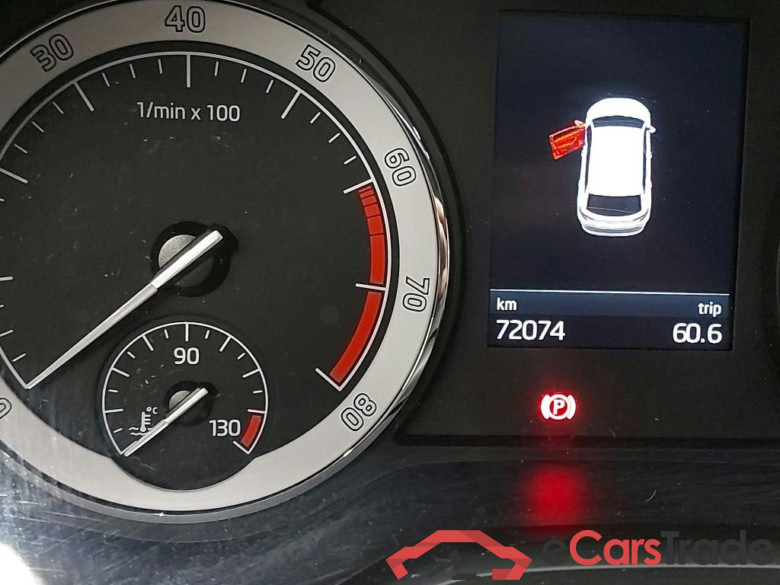 SKODA - SKO KAROQ TSI 110PK Clever With Climatic & Heated Seats & Navigation & Cruise Control & Park Sensors Front & Rear * PETROL * #5