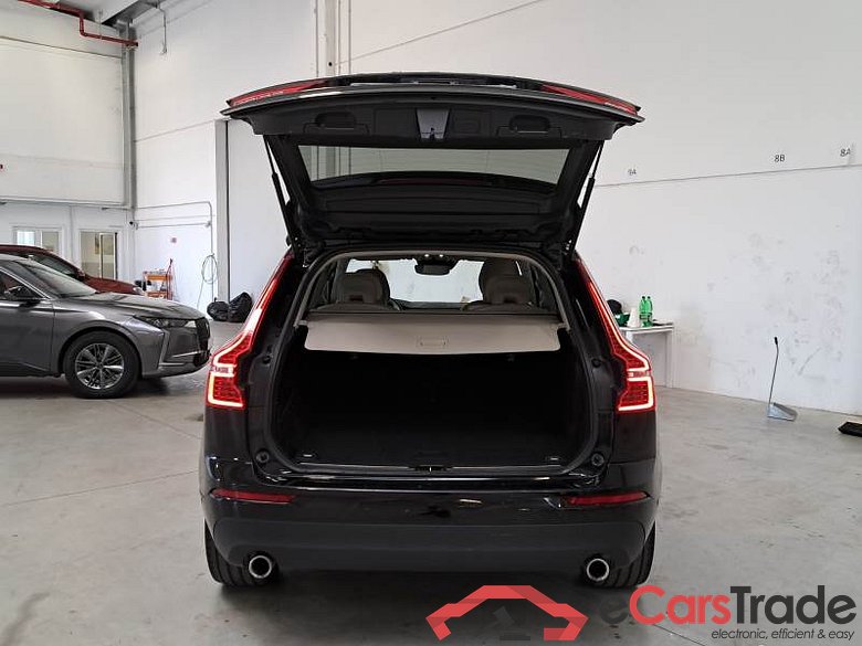VOLVO XC60 / 2017 / 5P / SUV D4 GEARTR. MOMENTUM PRO #5