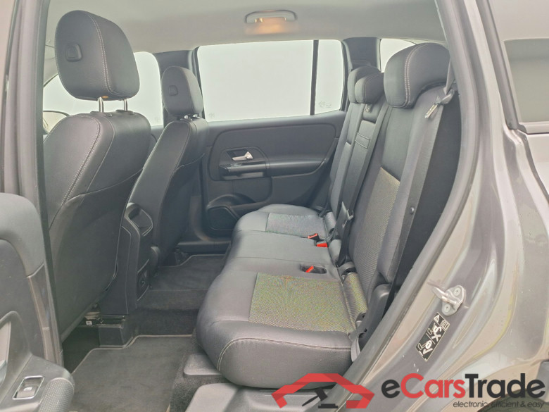 Mercedes, GLB '19, Mercedes-Benz GLB GLB 180 d Business Solution 5d #4