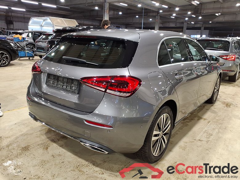 MERCEDES-BENZ A-CLASS 1.3 A 250 E DCT BUSINESS SOLUTION #4