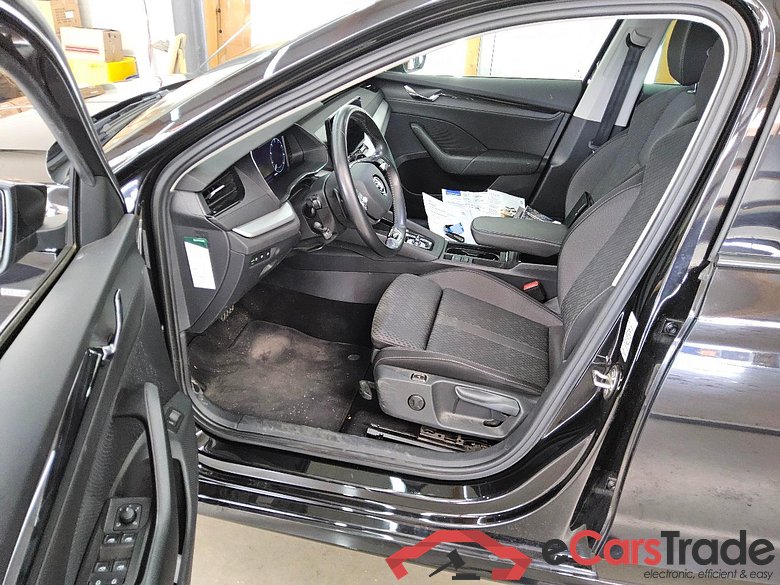 Octavia Combi Clever 2.0 TDI 85KW AT7 E6d #4