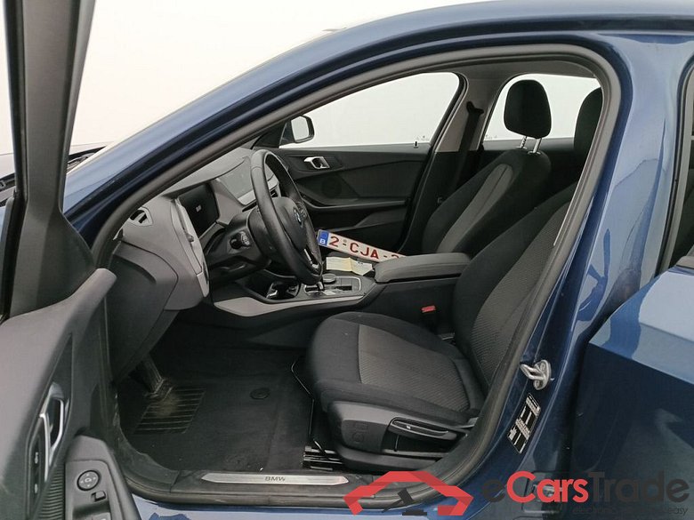 BMW 1 Reeks Hatch 118iA (100 kW) 5d #3