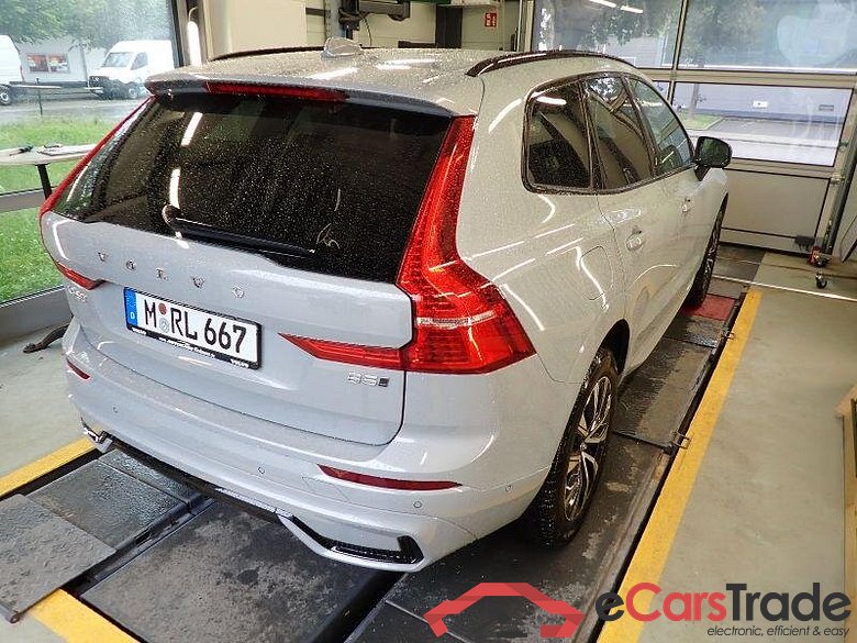 Volvo XC60 (03.2017->) DE - SUV5 B5 (Benzin) AWD EU6e, Plus Dark Mild-Hybrid, (Facelift 2) 2025 - 2026 #3
