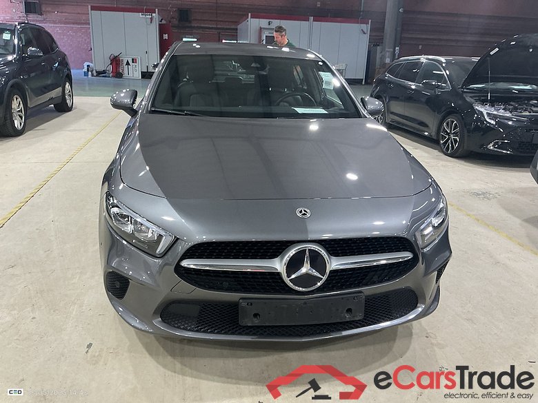 MERCEDES-BENZ CLASS A (W177) A 250 e PHEV Business Solution #2