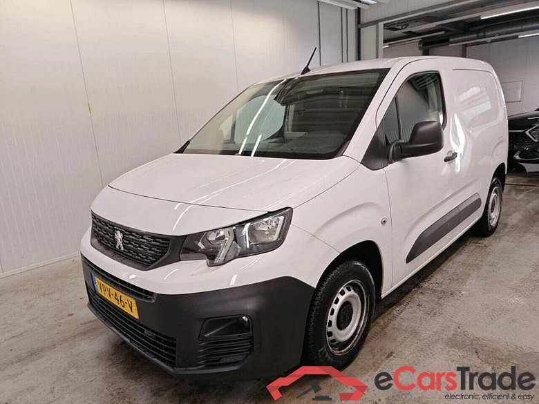 PEUGEOT Partner 1.2 PT. Premium