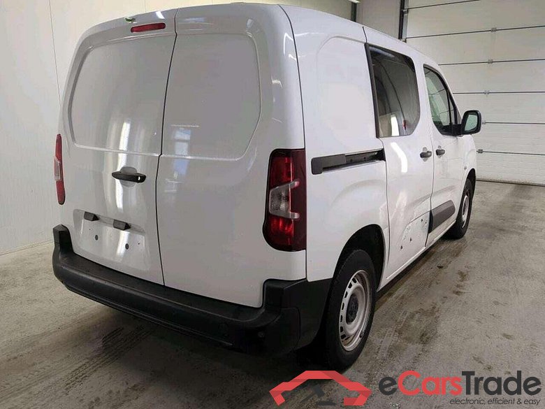 PEUGEOT Partner 1.2 PT. Premium #2