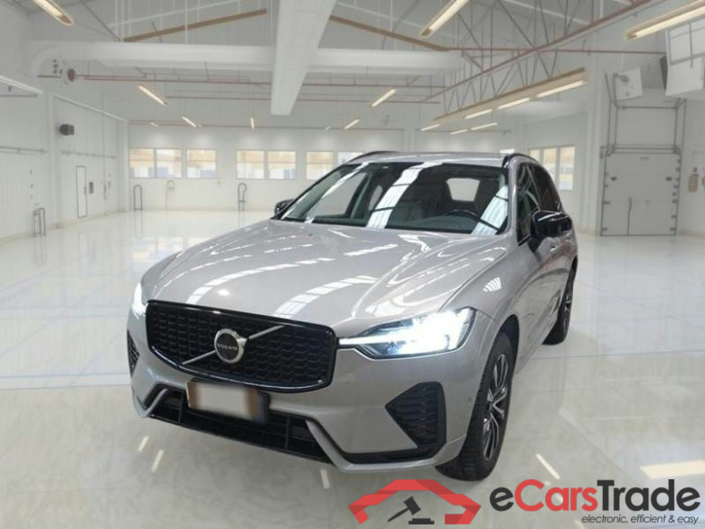 VOLVO XC60 / 2021 / 5P / SUV B4 D AWD AUTOMATICO PLUS DARK #1
