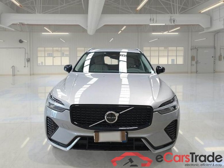 VOLVO XC60 / 2021 / 5P / SUV B4 D AWD AUTOMATICO PLUS DARK #6