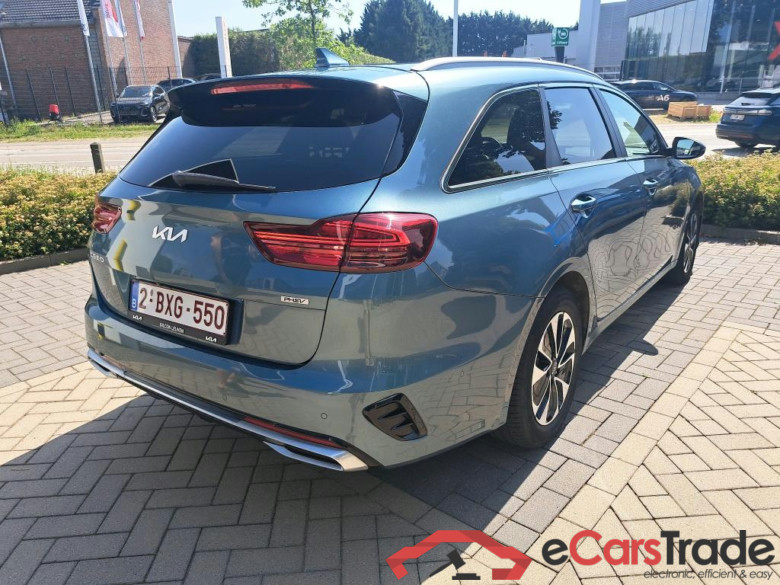 KIA - KIA CEED SPORTSWAGON 1.6 GDi PHEV 141PK DCT Business Line & Drive Assist Pack  * HYBRID * #2