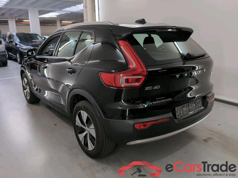 VOLVO XC40 1.5 T5 TE PHEV Momentum Pro DCT STOCK #3