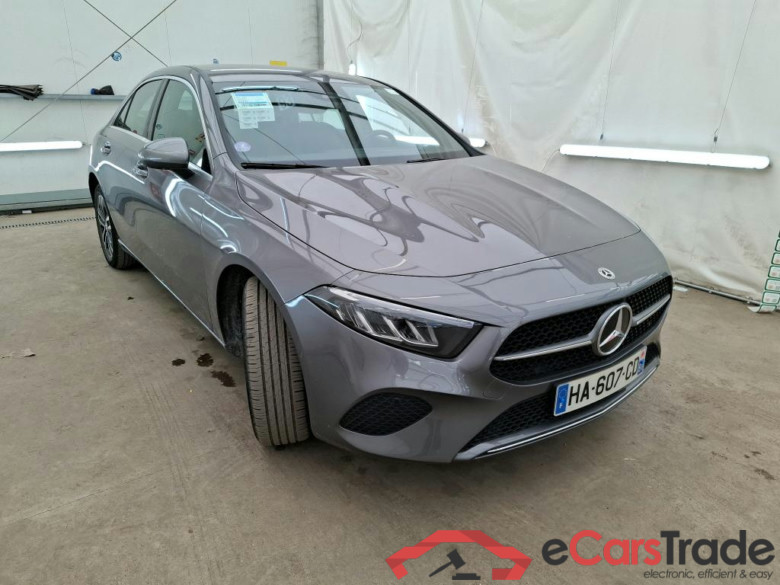 MERCEDES-BENZ Classe A Berline / 2022 / 4P / Berline A 250 e Business Line 8G-DCT #4