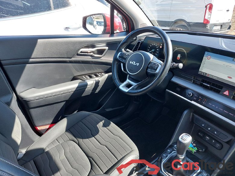 KIA Sportage / 2022 / 5P / todoterreno 1.6 T-GDi 110kW (150CV) MHEV Tech 4x2 #3