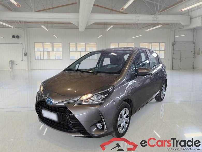 TOYOTA YARIS / 2017 / 5P / BERLINA 1.5 HYBRID BUSINESS