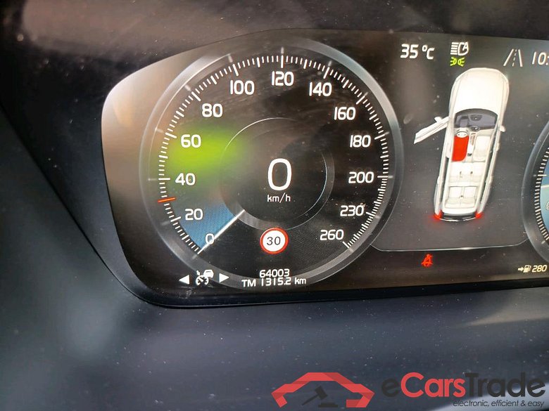 VOLVO XC90 / 2019 / 5P / todoterreno 2.0 B5 D AWD R-Design Auto (AC2) #5