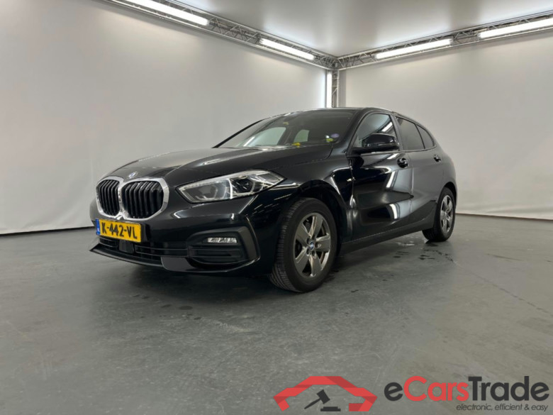 BMW 1-serie 118i Executive #1