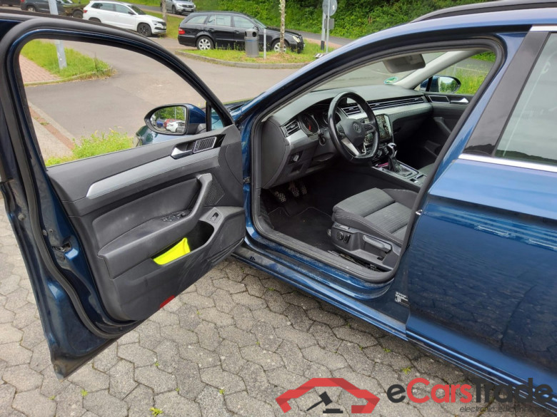 VW Passat Variant 2.0 TDI SCR Business 5d 110kW #4