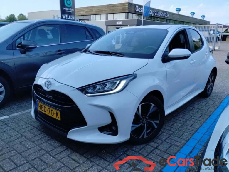 TOYOTA YARIS 1.5 Hybrid 115 First Edition #1
