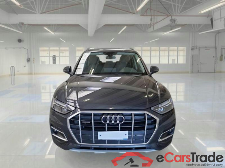 AUDI Q5 / 2020 / 5P / SUV 40 TDI BUSIN. ADVANCED QUATTRO S TRONIC #6