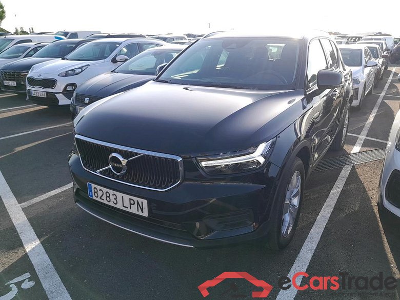 VOLVO XC40 / 2017 / 5P / todoterreno 1.5 T2 Momentum Auto