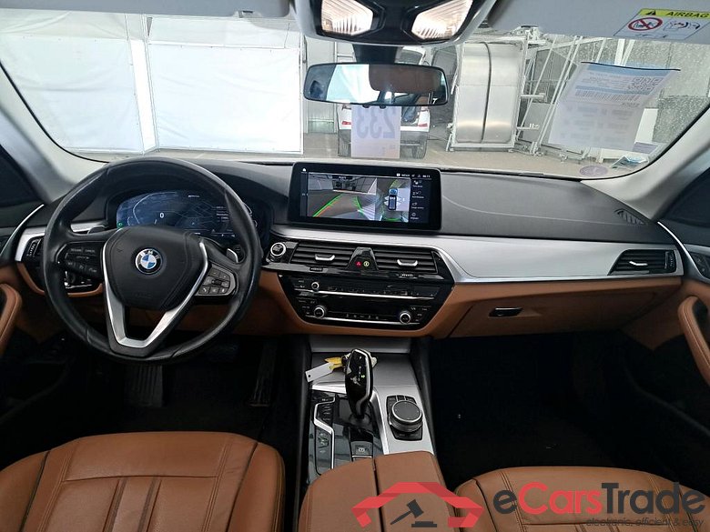 BMW Série 5 Touring / 2020 / 5P / Break 530e 292ch Busi Design BVA8 #5