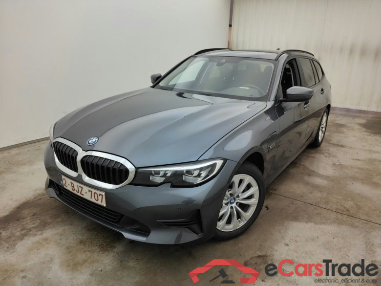 BMW 3 Reeks Touring 320e (150 kW) 5d #1