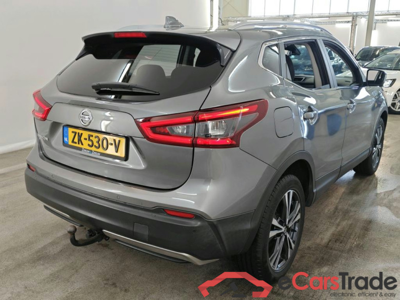 Nissan Qashqai 1.3 DIG-T 140 N-CONNECTA 5d #2