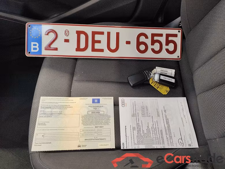 Audi A4 Avant 2.0 35 TFSi 110kW S tronic S line Busine 5d #4