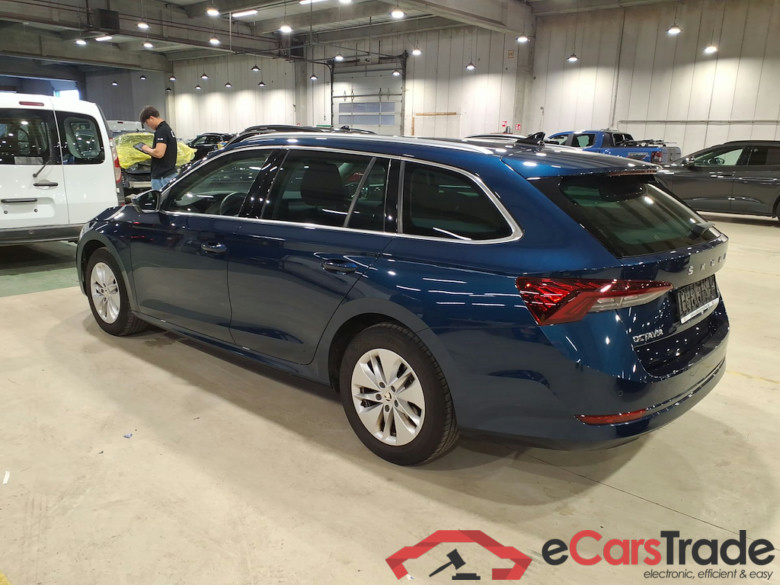 SKODA OCTAVIA COMBI 1.0 TSI MHEV 81KW DSG CLEVER #2