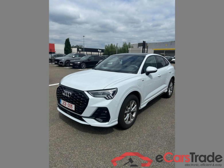 AUDI Q3 Sportback PHEV 45 TFSIe S line S tronic (180 kW) #1