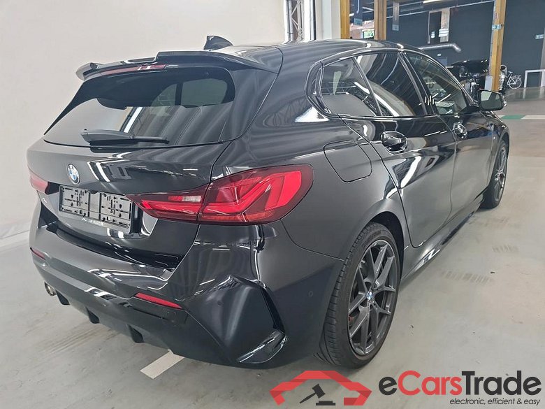 BMW 1 SERIES HATCH 1.5 118IA (100KW) ColorVision Edition #4