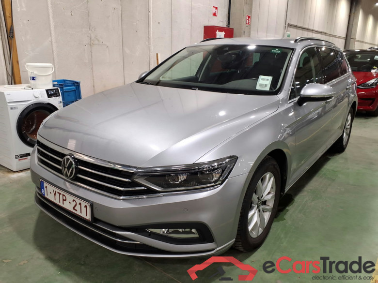 VOLKSWAGEN Passat 1.5 TSI OPF VARIANT STYLE BUSINESS #1
