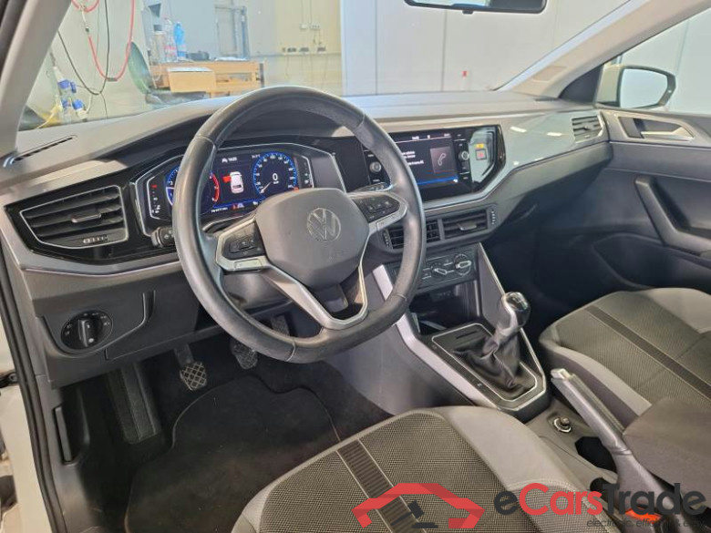 VOLKSWAGEN POLO / 2021 / 5P / BERLINA 1.0 TSI STYLE #3