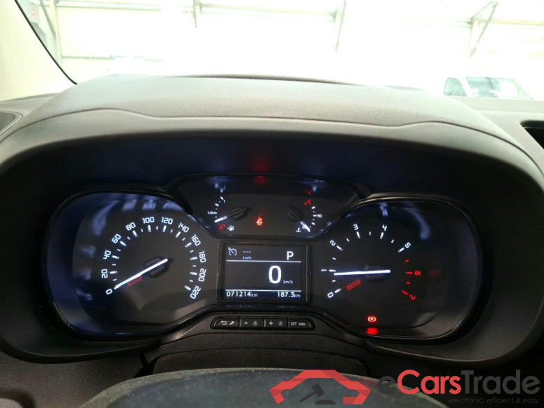 TOYOTA Proace City / 2019 / 4P / Fourgonnette 1.5 Medium 130 D-4D Business #6