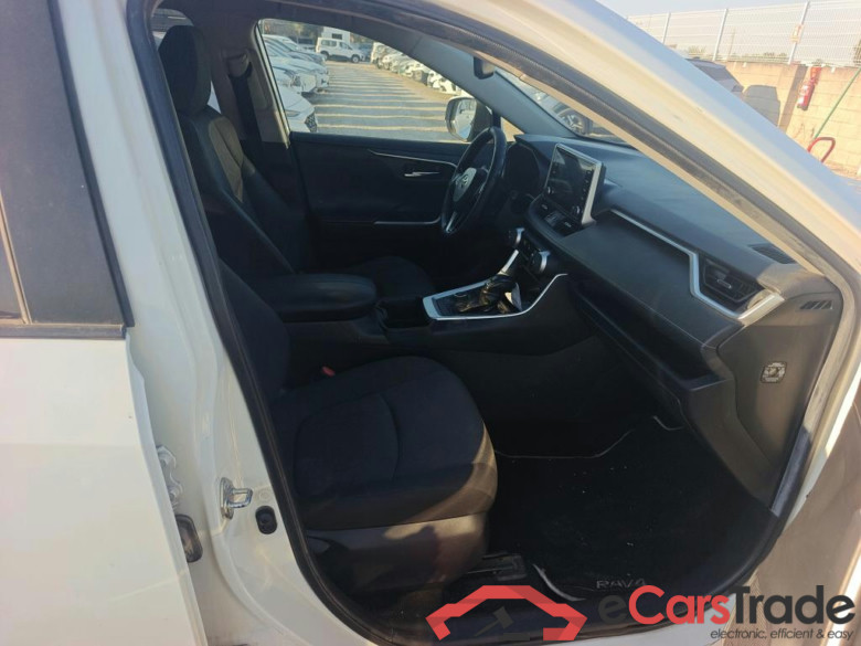 TOYOTA Rav4 / 2018 / 5P / todoterreno 2.5l 220H Advance 4WD #6