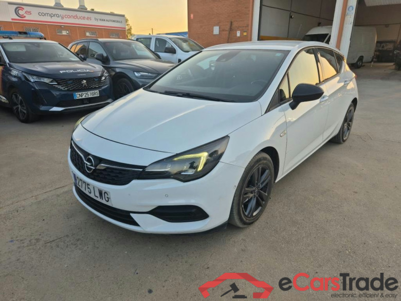 OPEL Astra / 2019 / 5P / berlina con portón 1.2T SHL 81kW (110CV) Design & Tech